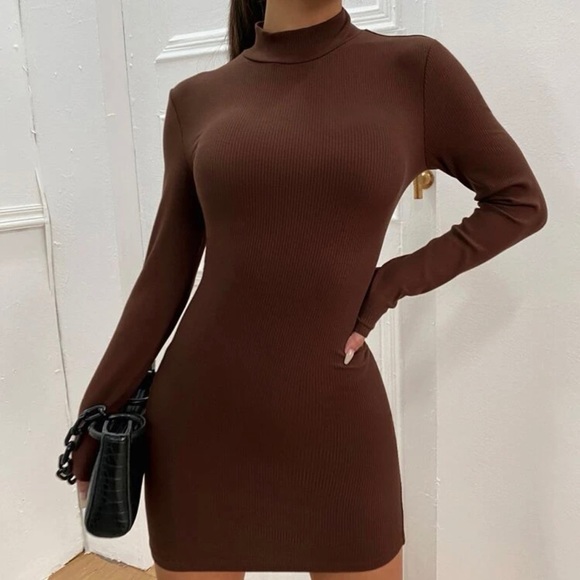 Mock Neck Ribbed Bodycon Dress - Picture 3 of 4